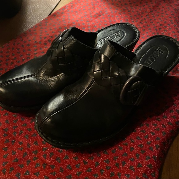 Born Clogs- new (no tags) - Picture 2 of 7